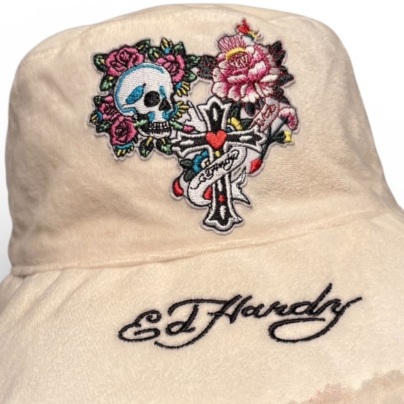 Ed Hardy Cream Bucket Hat with Embroidered Skull and Flowers NEW - Picture 3 of 6